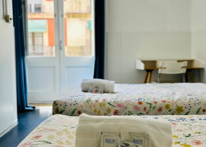 Central And Basic Universitat For Young Hostel
